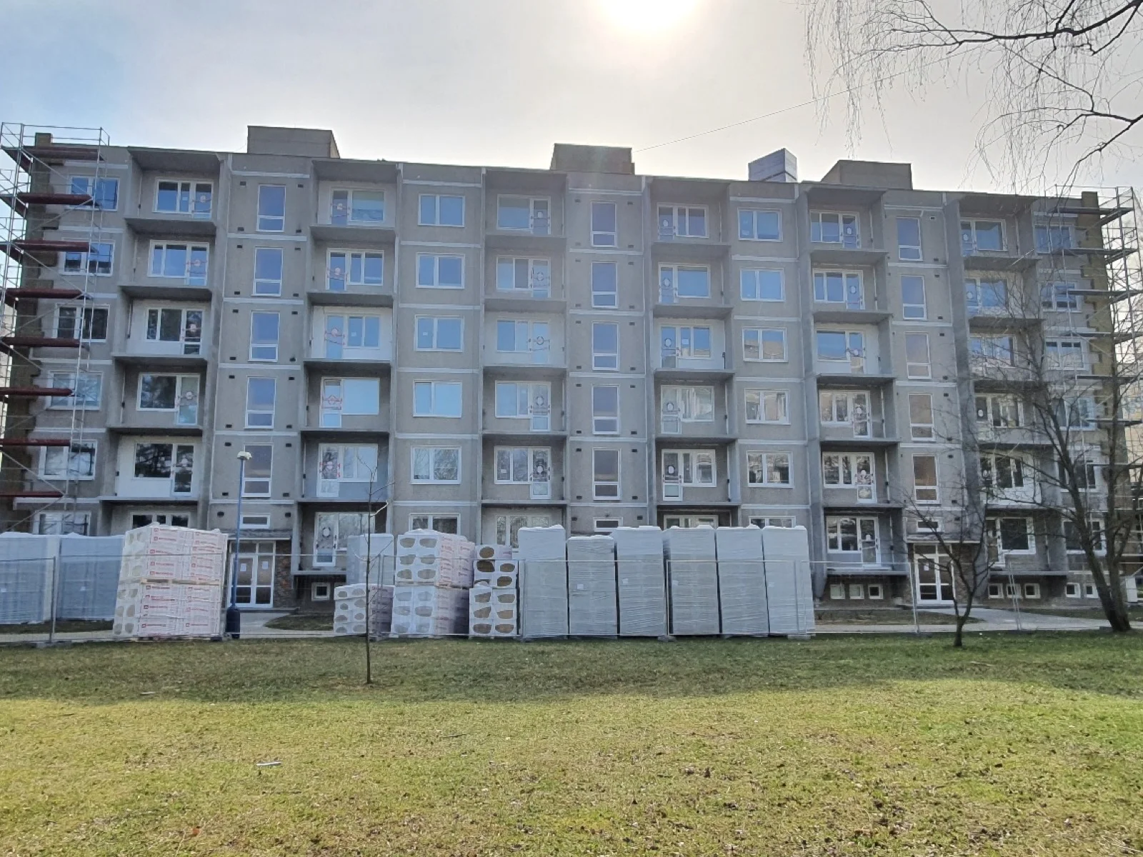 Centrum I 35 Dubnica nad Váhom, detail fasády
