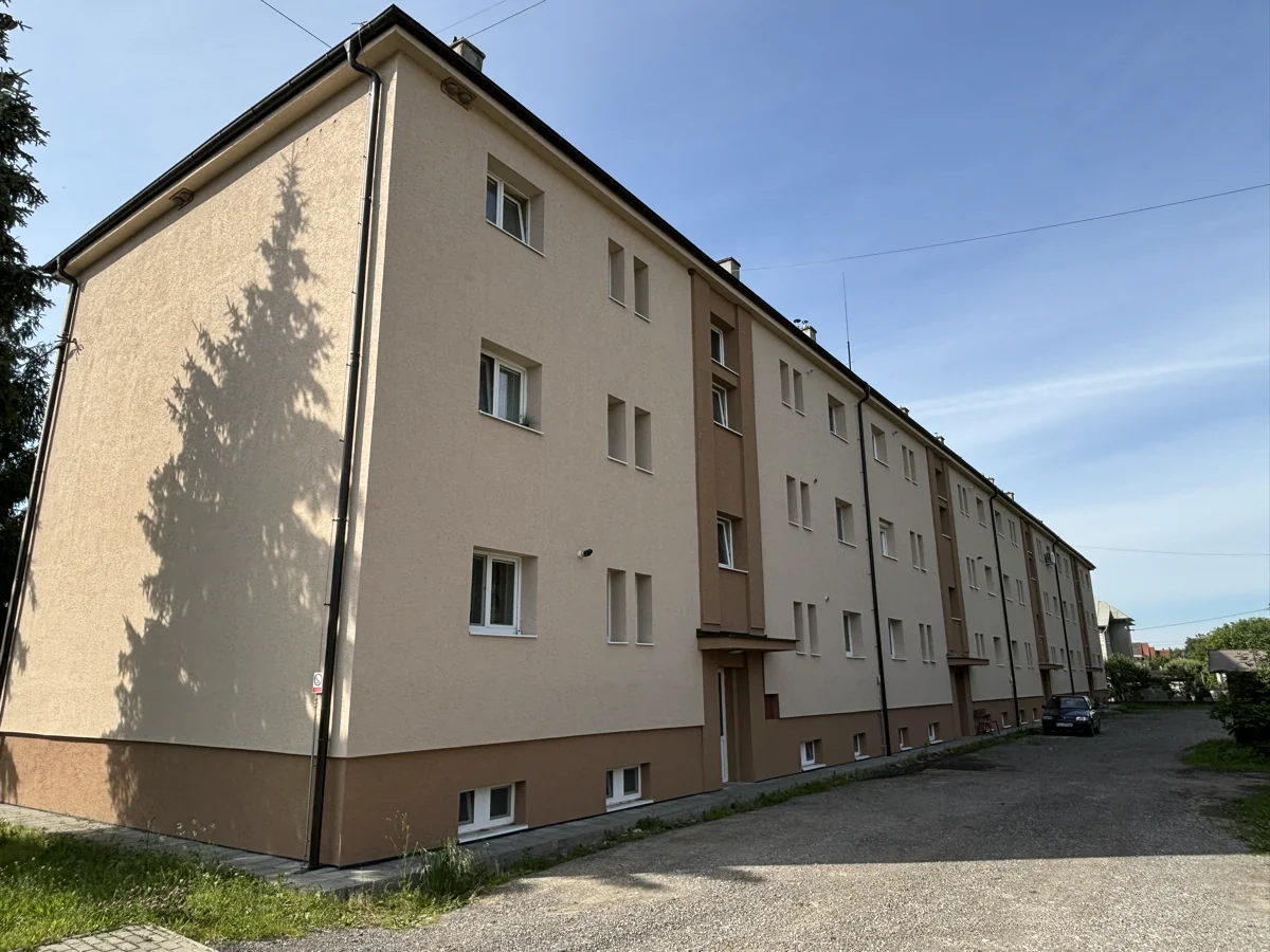 Kpt. Nálepku 237 Ilava, pohľad spredu