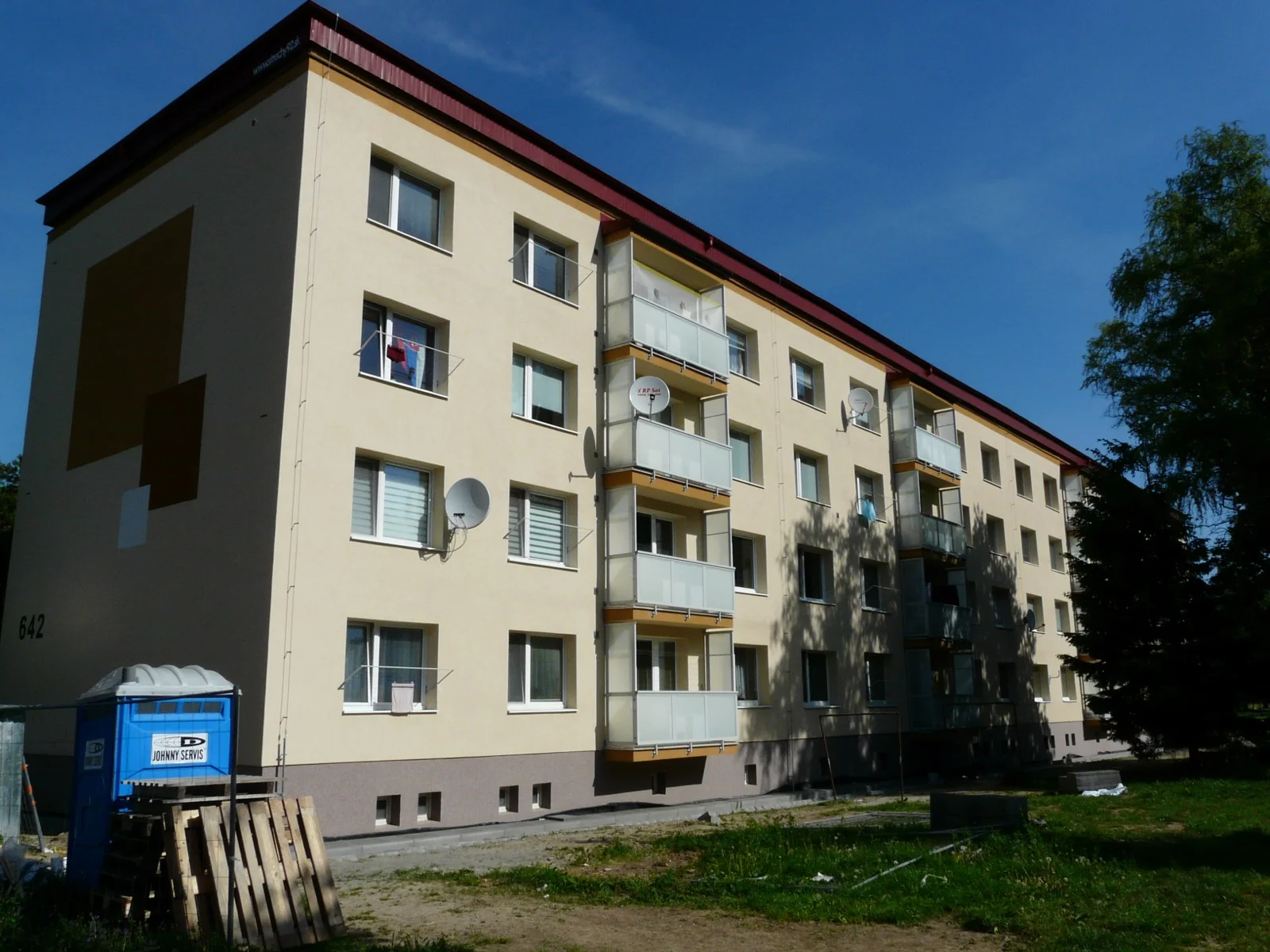 Pod Kaštielom 642 Dubnica nad Váhom, bytový dom po obnove